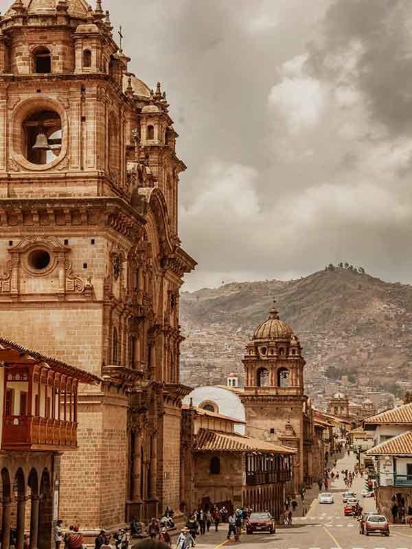 Paquete turístico a Montaña de Colores y Machu Picchu 6 Días 1 6-Day Tour Machu picchu Rainbow Mountain and Moray