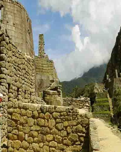 Tour Camino Inca a Machu Picchu 4 días 2 Inca Trail to Machu Picchu 4 Days